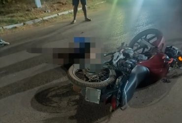 Motociclista morre após bater cabeça no chão enquanto contornava uma rotatória no Piauí