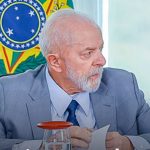 'Fiquei esperando um milagre para o avião não cair', diz Lula