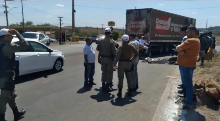 Homem morre após ter cabeça esmagada por caminhão no Piauí