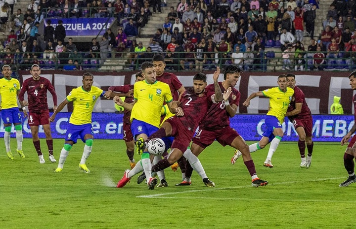 Brasil enfrenta Venezuela pelas eliminatórias para Copa do Mundo de 2026