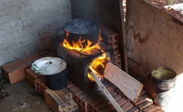 Mais de 36% das casas piauienses ainda usam lenha ou carvão para preparar comida