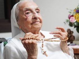 Freira brasileira de 116 anos tornou-se a mulher mais velha do mundo