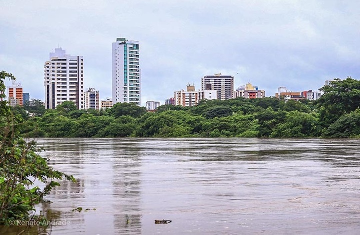 Nível do rio Parnaíba ultrapassa cota de atenção em Floriano e Luzilândia