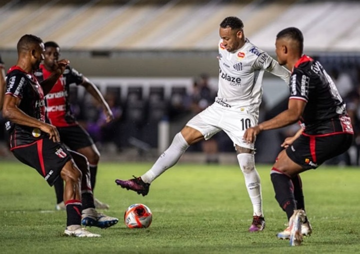 Empate com o Bota Fogo! Neymar voltas aos campos para jogar no Santos