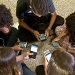 Governo regulamente lei que restringe o uso de celulares em escolas públicas e privadas