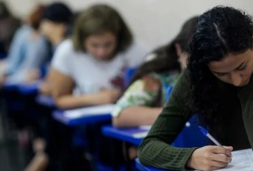 Projeto quer proibir músicas eróticas e apologia ao crime em escolas do Piauí