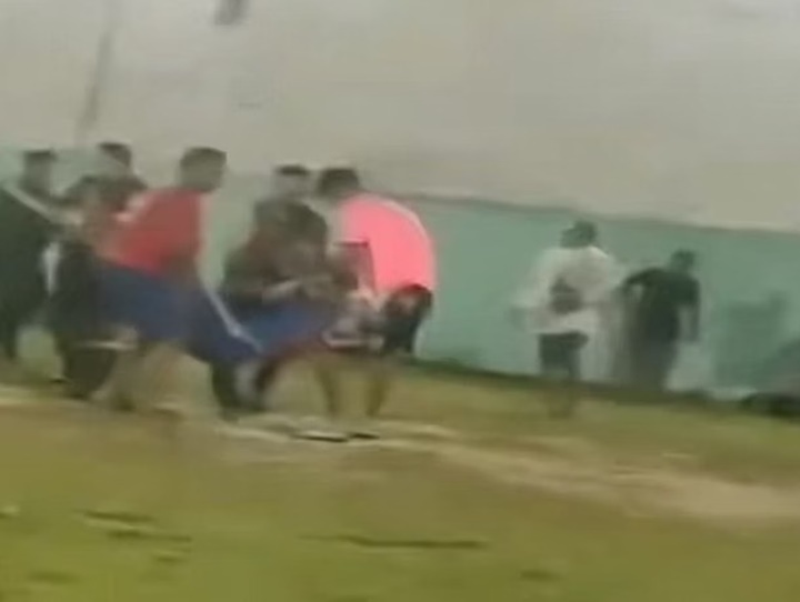 Chacina em campo de futebol deixa quatro mortos e seis feridos em Fortaleza