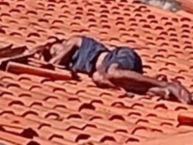 Homem é preso após dormir em telhado durante tentativa de furto em Teresina