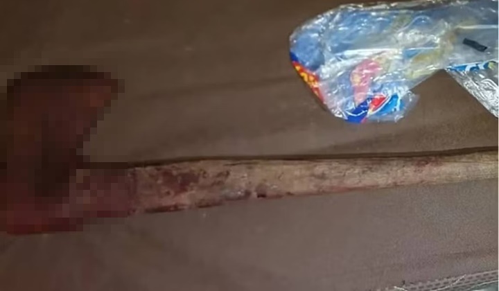 Mãe é presa após suspeitas de matar o filho com golpes de machado