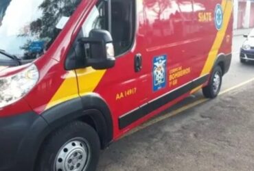 Jovem pede moça em namoro e resposta vem junto com pedrada na cabeça