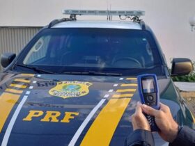 Mulher é presa após pilotar moto embriagada em Campo Maior